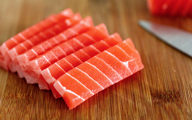 Nhìn ngon đấy, nhưng đố bạn biết món Sashimi này được làm từ thứ gì!